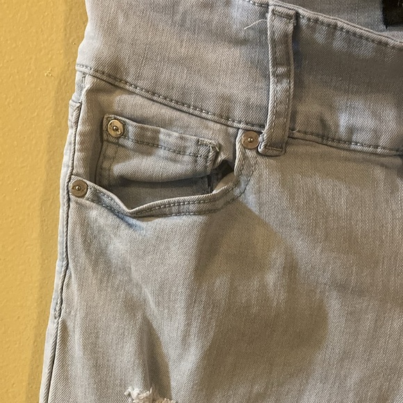 KENDALL + KYLIE - Picture 5 of 10